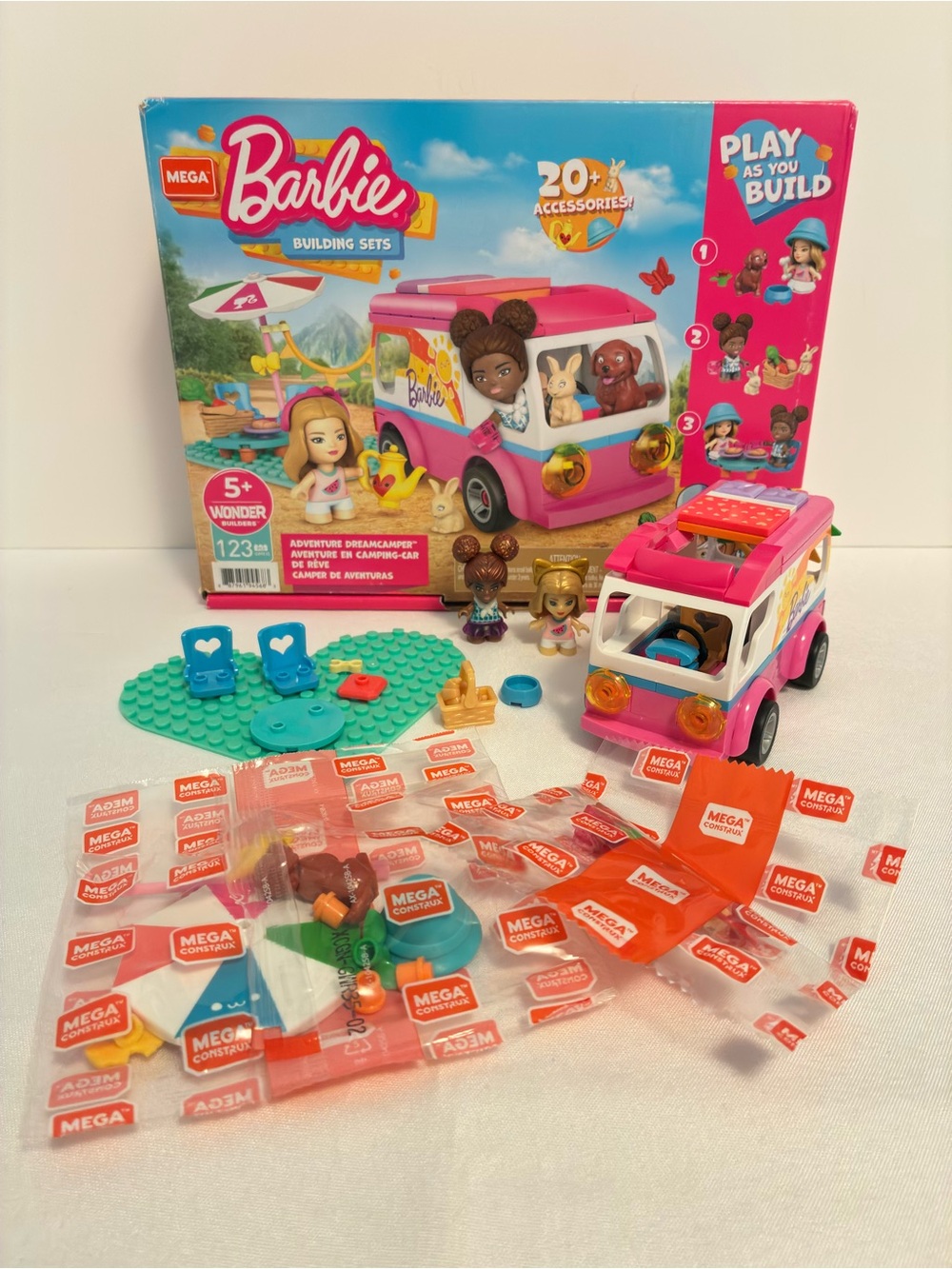 MEGA Barbie Building Set Adventure Dreamcamper GWR35